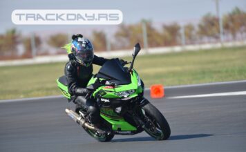 Oktobar, sunce i pun Track Day na stazi Navak Trackday Srbija